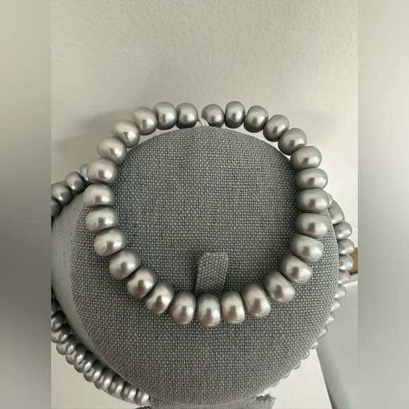 Honora Grey Freshwater Pearl Necklace, Stretch Bracelet, and Earrings Set - Picture 4 of 6